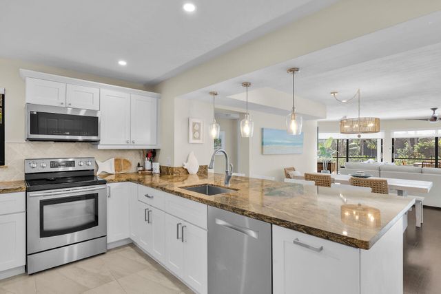 88181 Old Hwy Apt G4, Plantation Key, FL 33036