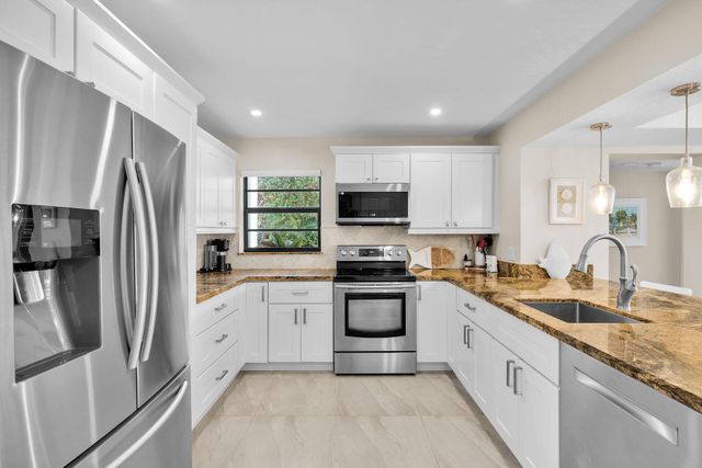 88181 Old Hwy Apt G4, Plantation Key, FL 33036