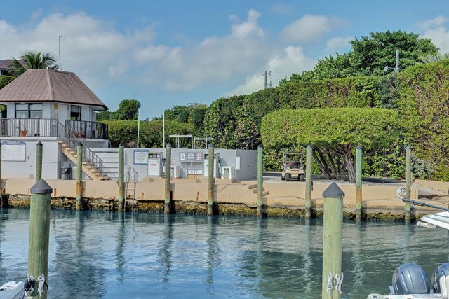 88181 Old Hwy Apt G4, Plantation Key, FL 33036