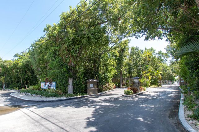 88181 Old Hwy Apt G4, Plantation Key, FL 33036