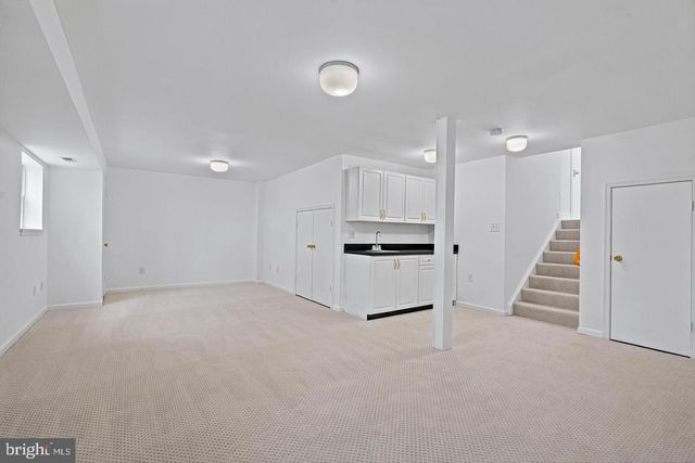 3009 WINDY KNOLL CT, Rockville, MD 20850