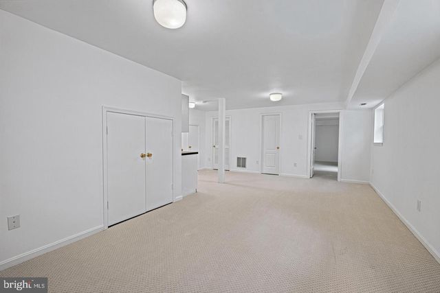 3009 WINDY KNOLL CT, Rockville, MD 20850