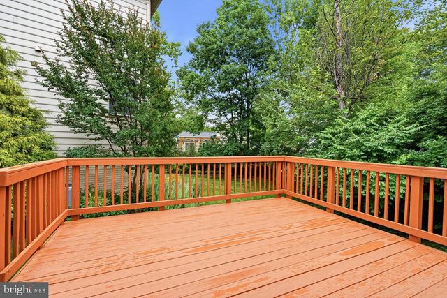 3009 WINDY KNOLL CT, Rockville, MD 20850