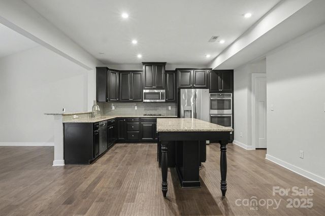 10474 Black Locust Lane, Charlotte, NC 28215