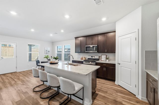 10424 Colina Drive, Fort Worth, TX 76126