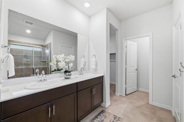 10424 Colina Drive, Fort Worth, TX 76126