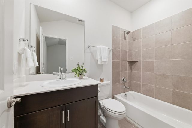 10424 Colina Drive, Fort Worth, TX 76126