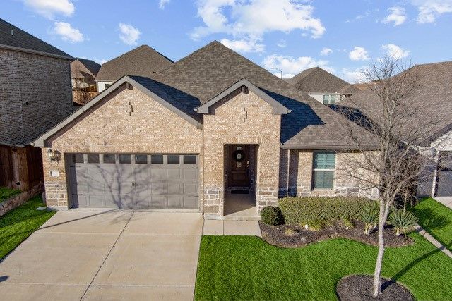 10424 Colina Drive, Fort Worth, TX 76126