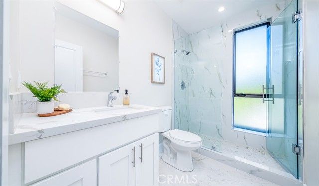 1128 Stanley Avenue D, Glendale, CA 91206