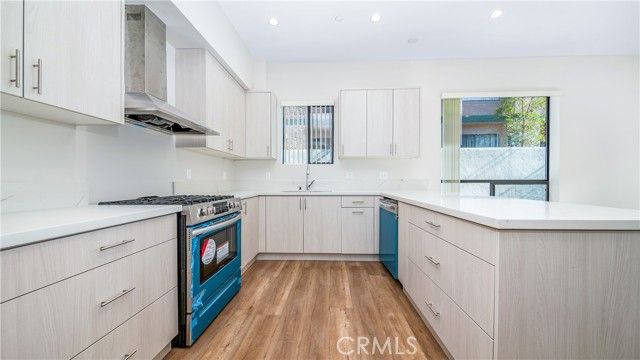 1128 Stanley Avenue D, Glendale, CA 91206