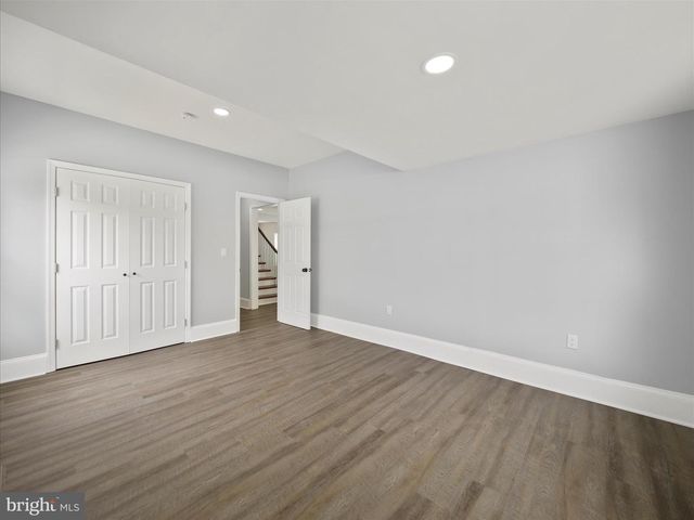 120 E SOUTH ST, Martinsburg, WV 25401