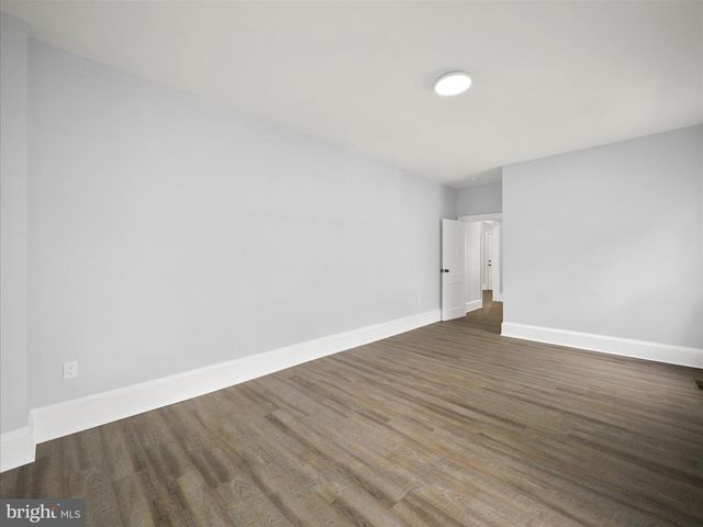 120 E SOUTH ST, Martinsburg, WV 25401