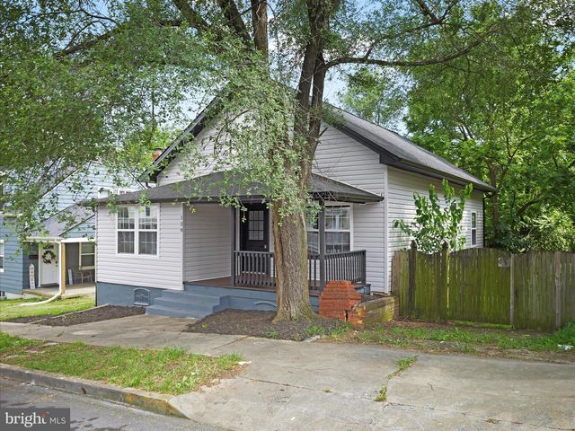 120 E SOUTH ST, Martinsburg, WV 25401