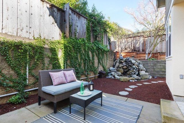 205 Roosevelt Terrace, Santa Cruz, CA 95060