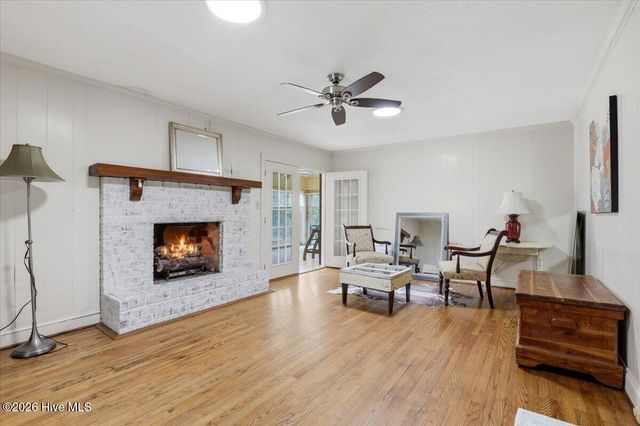 1600 Saint Andrews Place, Kinston, NC 28504