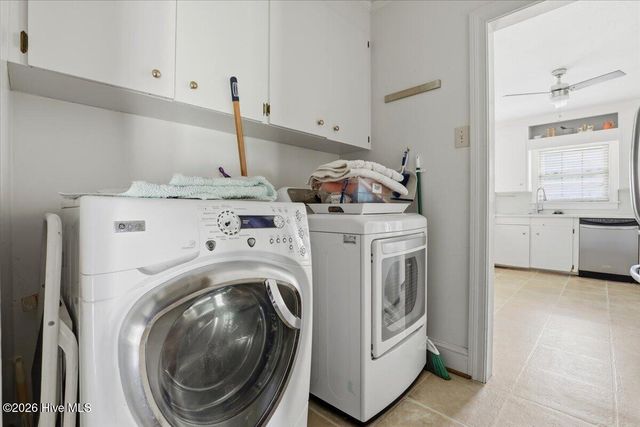 1600 Saint Andrews Place, Kinston, NC 28504