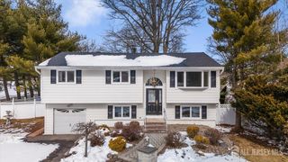 4 Seymour Terrace, Piscataway, NJ 08854