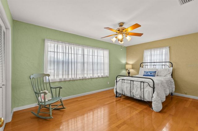 2087 DRUID ROAD E, Clearwater, FL 33764