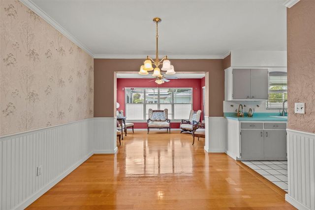 2087 DRUID ROAD E, Clearwater, FL 33764