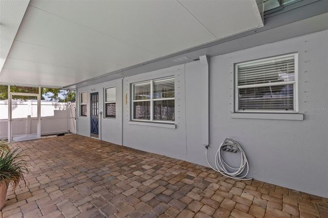 2087 DRUID ROAD E, Clearwater, FL 33764