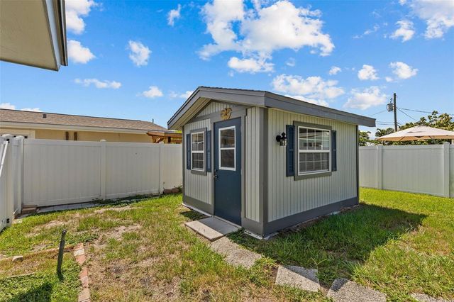 2087 DRUID ROAD E, Clearwater, FL 33764