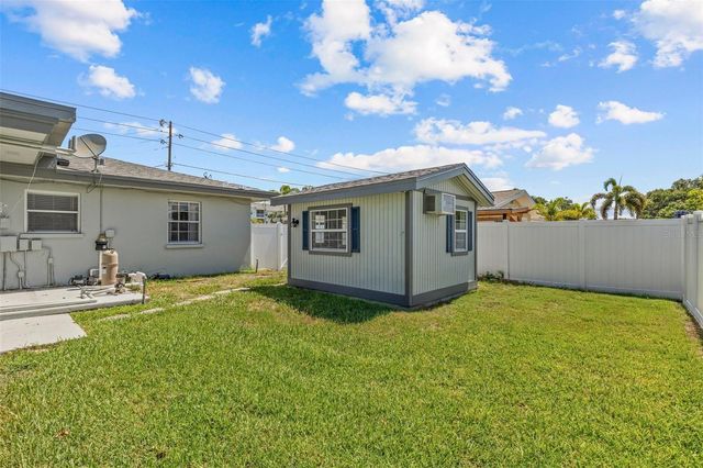 2087 DRUID ROAD E, Clearwater, FL 33764