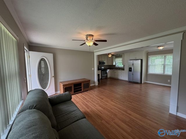 91 County Road 1165, Cullman, AL 35057