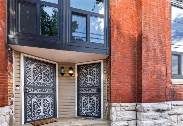 1523 S 10th Street 105, St Louis, MO 63104
