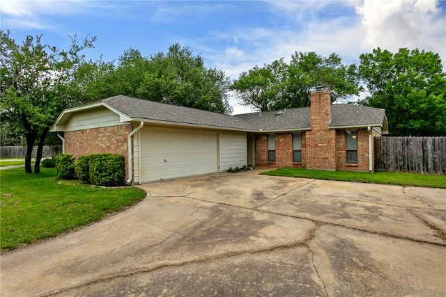 4507 Taft Court, Bryan, TX 77802