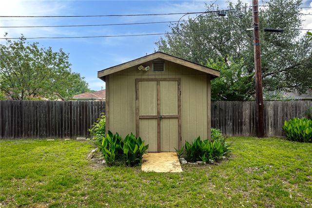 4507 Taft Court, Bryan, TX 77802