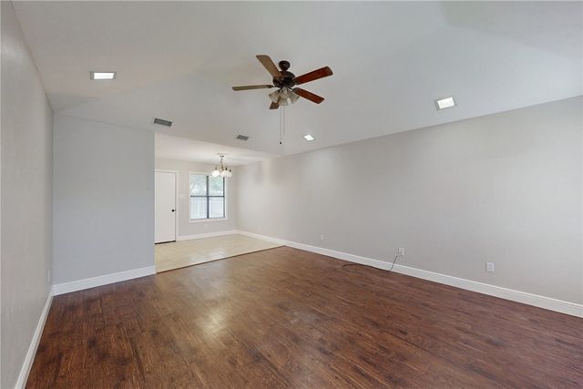 4507 Taft Court, Bryan, TX 77802