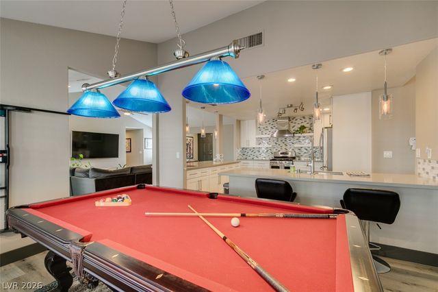 1909 Blackpool Circle, Las Vegas, NV 89128