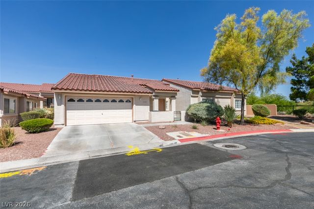 1909 Blackpool Circle, Las Vegas, NV 89128