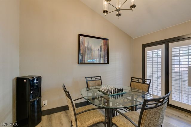 1909 Blackpool Circle, Las Vegas, NV 89128