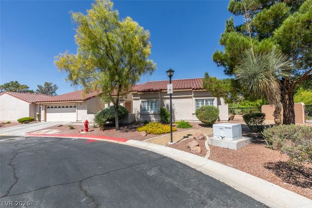1909 Blackpool Circle, Las Vegas, NV 89128