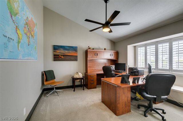 1909 Blackpool Circle, Las Vegas, NV 89128