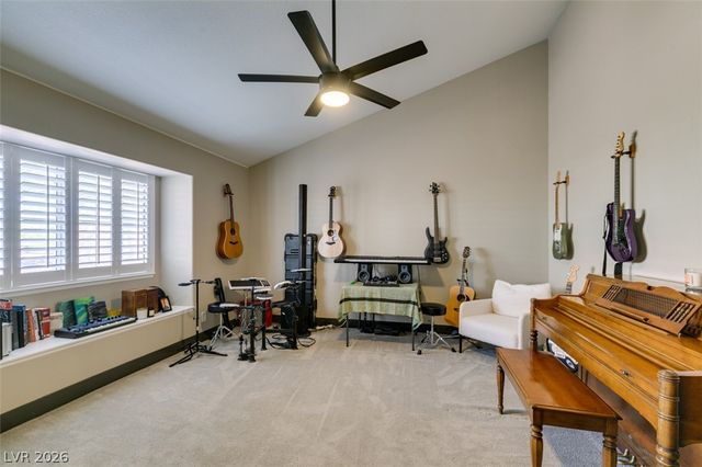 1909 Blackpool Circle, Las Vegas, NV 89128