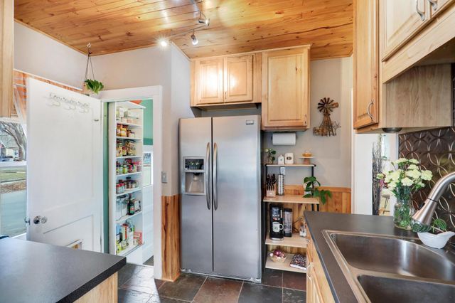 4659 Emerson Avenue N, Minneapolis, MN 55412