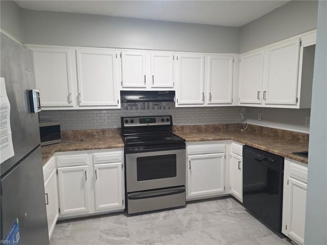 1687 Skiffes BLVD, Williamsburg, VA 23185