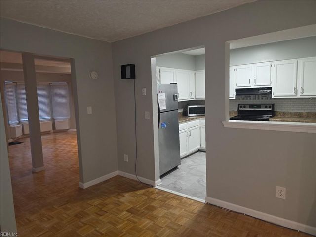 1687 Skiffes BLVD, Williamsburg, VA 23185