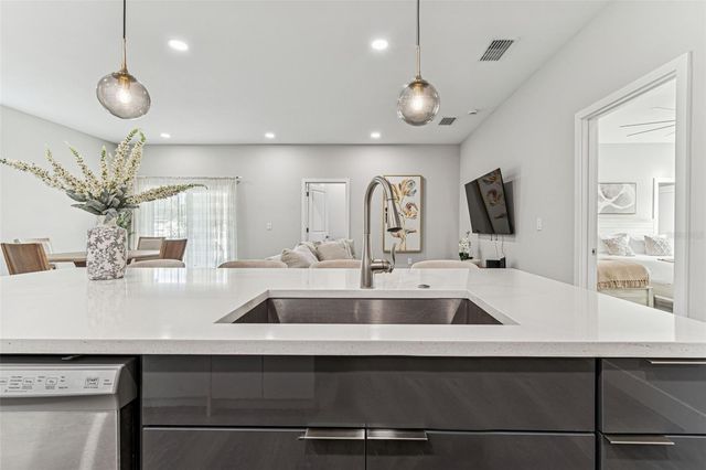 7505 N ROME AVENUE, Tampa, FL 33604