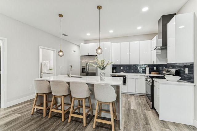 7505 N ROME AVENUE, Tampa, FL 33604