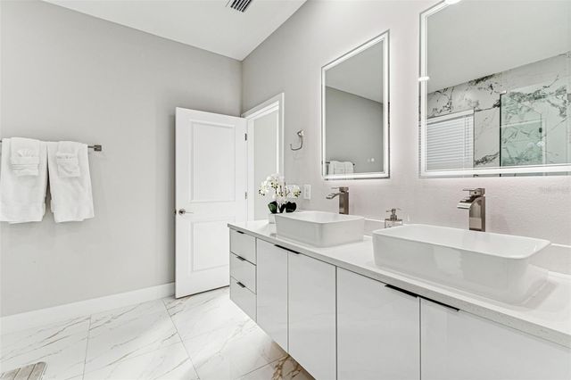 7505 N ROME AVENUE, Tampa, FL 33604