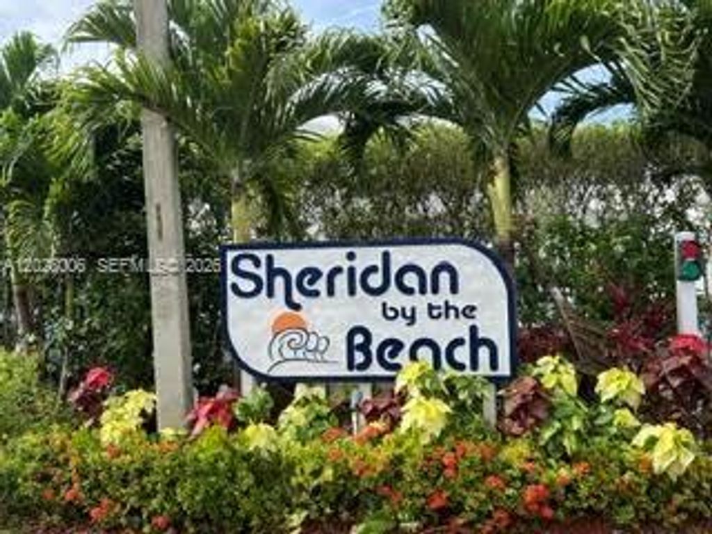 1450 Sheridan St E 13, Hollywood, FL 33020