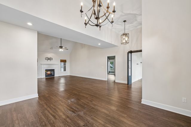 411 Liberty Dr, Smyrna, TN 37167
