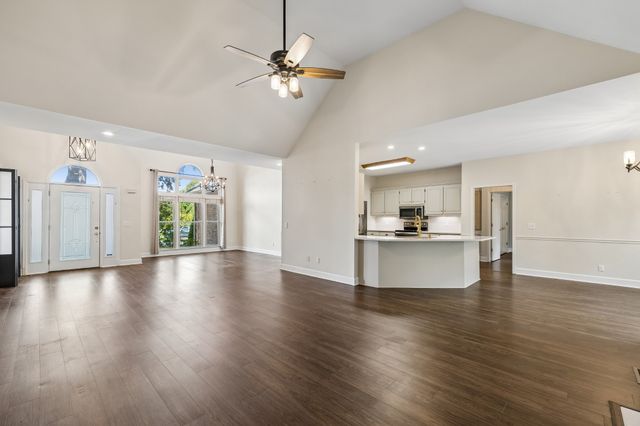 411 Liberty Dr, Smyrna, TN 37167