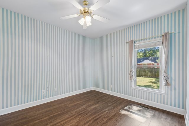 411 Liberty Dr, Smyrna, TN 37167