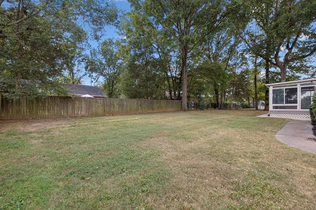 411 Liberty Dr, Smyrna, TN 37167