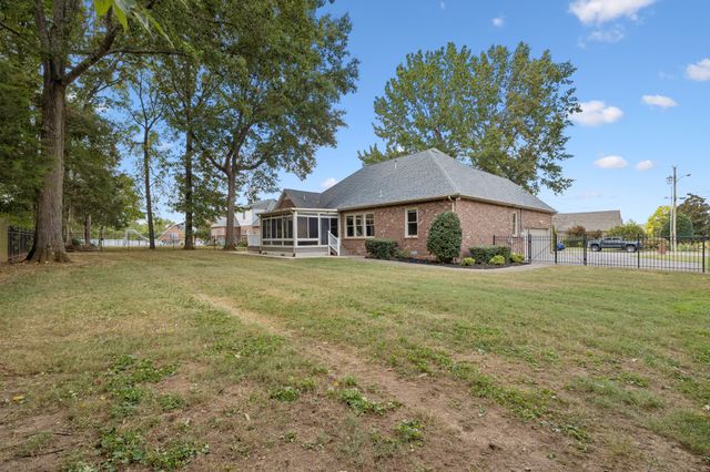 411 Liberty Dr, Smyrna, TN 37167
