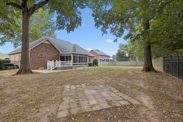 411 Liberty Dr, Smyrna, TN 37167